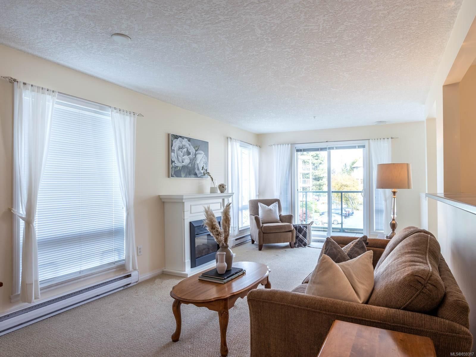 Main Photo: 211 9840 Fifth St in Sidney: Si Sidney North-East Condo for sale : MLS®# 859317