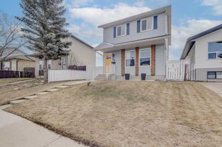Photo 2: 35 Whitworth Way NE in Calgary: Whitehorn Detached for sale : MLS®# A2124398