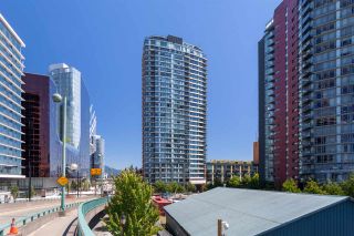 Photo 1: 2505 33 SMITHE STREET in Vancouver: Yaletown Condo for sale (Vancouver West)  : MLS®# R2289422