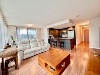 Photo 1: 805 2232 DOUGLAS ROAD in Burnaby: Brentwood Park Condo for sale (Burnaby North)  : MLS®# R2746137