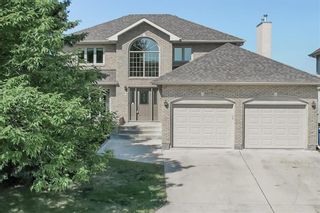 Photo 2: 16 De Caigny Cove in Winnipeg: Island Lakes Residential for sale (2J)  : MLS®# 202315202