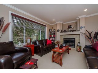 Photo 3: 24382 104 Avenue in Maple Ridge: Albion House for sale in "CALEDON LANDING" : MLS®# R2135098