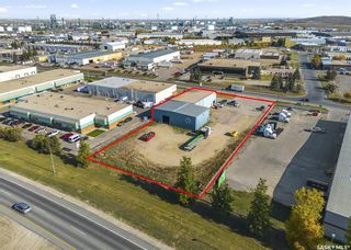 Photo 3: 585 Henderson Drive in Regina: Ross Industrial Commercial for sale : MLS®# SK946247