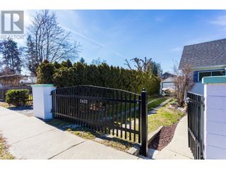 Photo 4: 2422 Richter Street in Kelowna: Vacant Land for sale : MLS®# 10311323