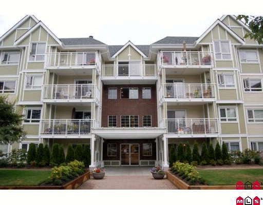 Main Photo: 402 20189 54TH Avenue in Langley: Langley City Condo for sale in "Catalina Gardens" : MLS®# F2919477