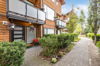 Photo 2: 26 1731 PRAIRIE Avenue in Port Coquitlam: Glenwood PQ Townhouse for sale in "Timberland Homes" : MLS®# R2798740