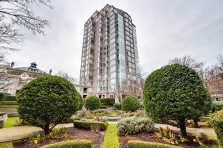 Photo 1: 1003 2668 ASH Street in Vancouver: Fairview VW Condo for sale in "CAMBRIDGE GARDENS" (Vancouver West)  : MLS®# R2637111