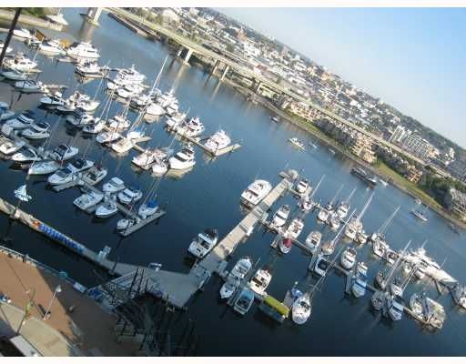 Main Photo: # 2003 1201 MARINASIDE CR, in Vancouver: False Creek North Condo for sale (Vancouver West)  : MLS®# V802478