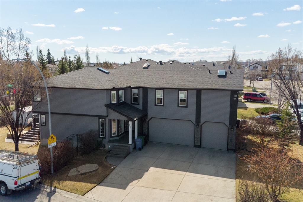 Main Photo: 202 Somerside Green SW in Calgary: Somerset Detached for sale : MLS®# A1098750