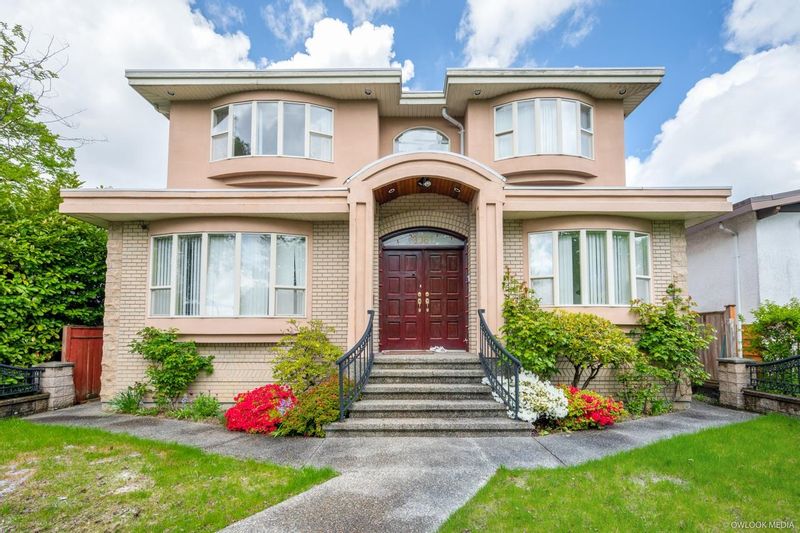 FEATURED LISTING: 3361 49TH Avenue East Vancouver