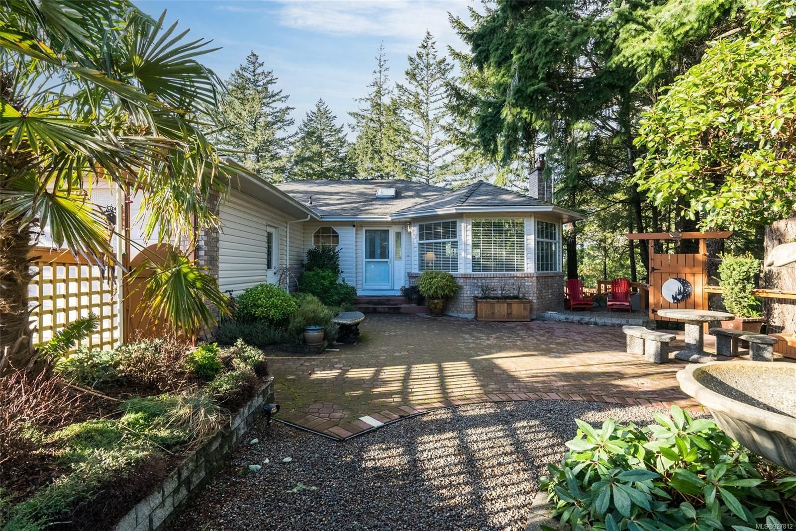 Main Photo: 646 Cains Way in Sooke: Sk East Sooke House for sale : MLS®# 927812
