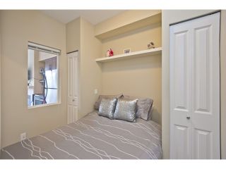 Photo 3: 108 3260 ST JOHNS Street in Port Moody: Port Moody Centre Condo for sale in "THE SQUARE" : MLS®# V974508