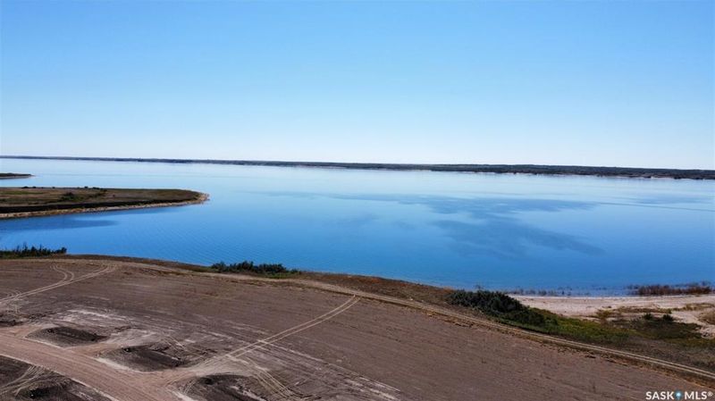 FEATURED LISTING: 44 Lakeshore Lane Diefenbaker Lake