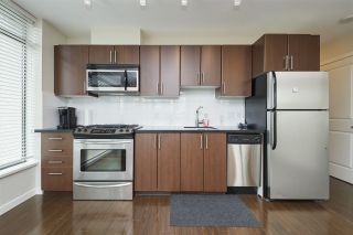 Photo 11: 703 1068 W BROADWAY in Vancouver: Fairview VW Condo for sale in "THE ZONE" (Vancouver West)  : MLS®# R2465668