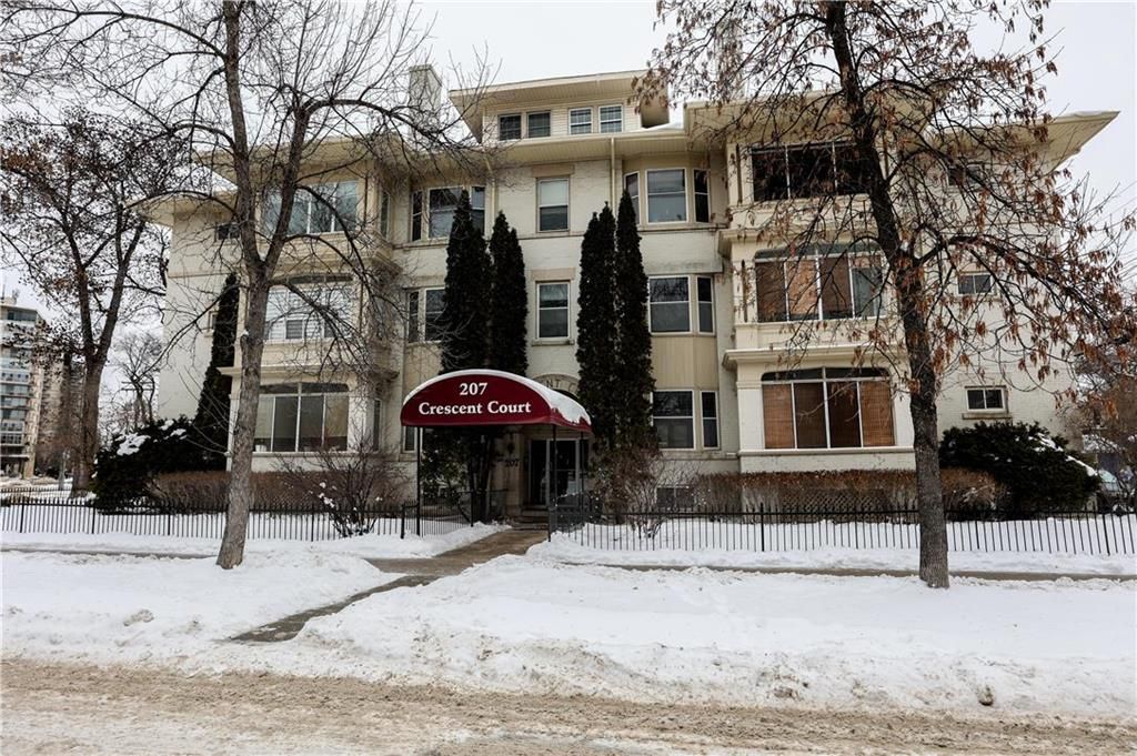 Main Photo: 7 207 Hugo Street in Winnipeg: Crescentwood Condominium for sale (1B)  : MLS®# 202401793