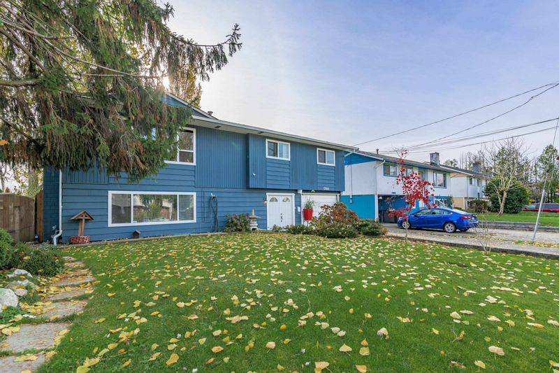 FEATURED LISTING: 17866 57 Avenue Surrey