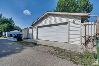 Photo 32: 825 Johns Close in Edmonton: Zone 29 House for sale : MLS®# E4354630
