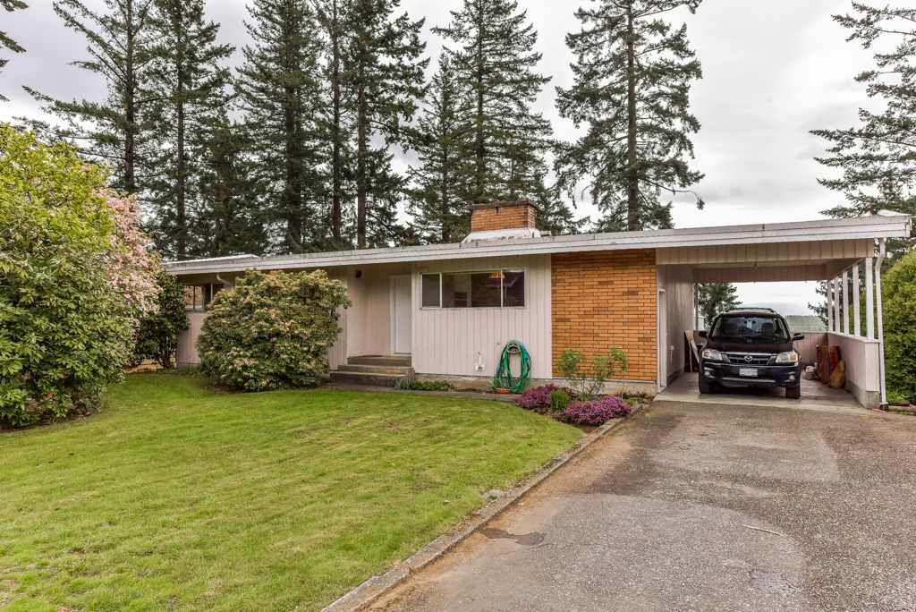 Main Photo: 34312 FRASER Street in Abbotsford: Central Abbotsford House for sale : MLS®# R2365806