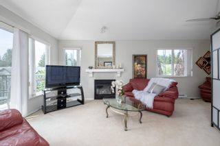 Photo 3: 401 1150 E 29TH STREET in North Vancouver: Lynn Valley Condo for sale : MLS®# R2797811