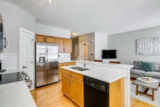 Photo 5: 92 Rockyspring Grove NW in Calgary: Rocky Ridge Semi Detached (Half Duplex) for sale : MLS®# A2118068