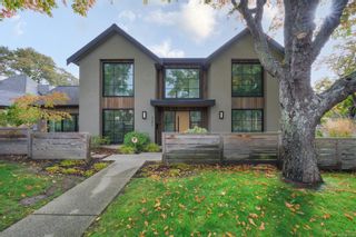 Photo 1: 2264 Windsor Rd in Oak Bay: OB South Oak Bay House for sale : MLS®# 955703