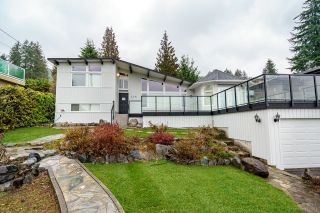 Main Photo: 428 CRESTWOOD Avenue in North Vancouver: Upper Delbrook House for sale : MLS®# R2749997