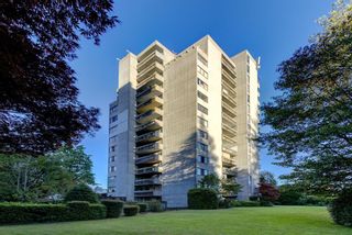 Photo 1: 1201 6759 WILLINGDON Avenue in Burnaby: Metrotown Condo for sale in "Balmoral on the Park" (Burnaby South)  : MLS®# R2709149