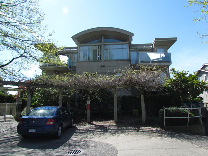 Main Photo: 8 33862 MARSHALL Road in ABBOTSFORD: Central Abbotsford Condo for rent (Abbotsford) 