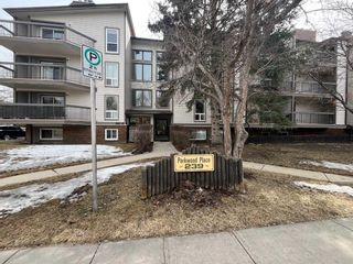 Main Photo: 301 239 6 Avenue NE in Calgary: Crescent Heights Apartment for sale : MLS®# A2111930