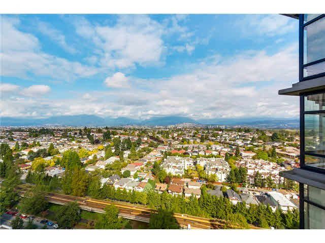 Photo 8: Photos: 2601 5380 OBEN STREET in Vancouver: Collingwood VE Condo for sale (Vancouver East)  : MLS®# V1143203