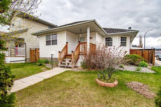 Main Photo: 625 Lancaster Drive: Red Deer Detached for sale : MLS®# A2141733