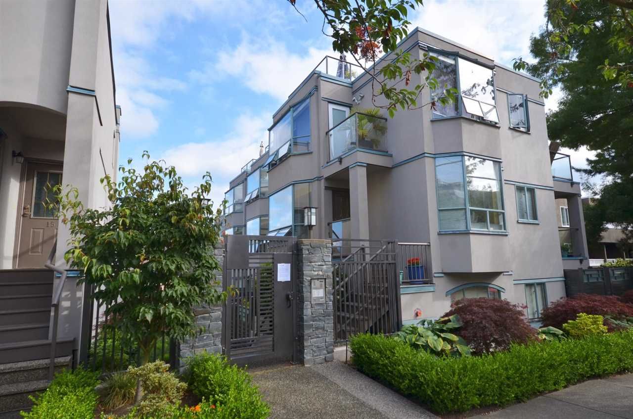 Photo 11: Photos: 26 939 W 7TH Avenue in Vancouver: Fairview VW Condo for sale in "Meridian Court" (Vancouver West)  : MLS®# R2326463