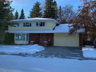 Photo 1: 8939 Bay Ridge Drive SW in Calgary: Bayview Detached for sale : MLS®# A2012751