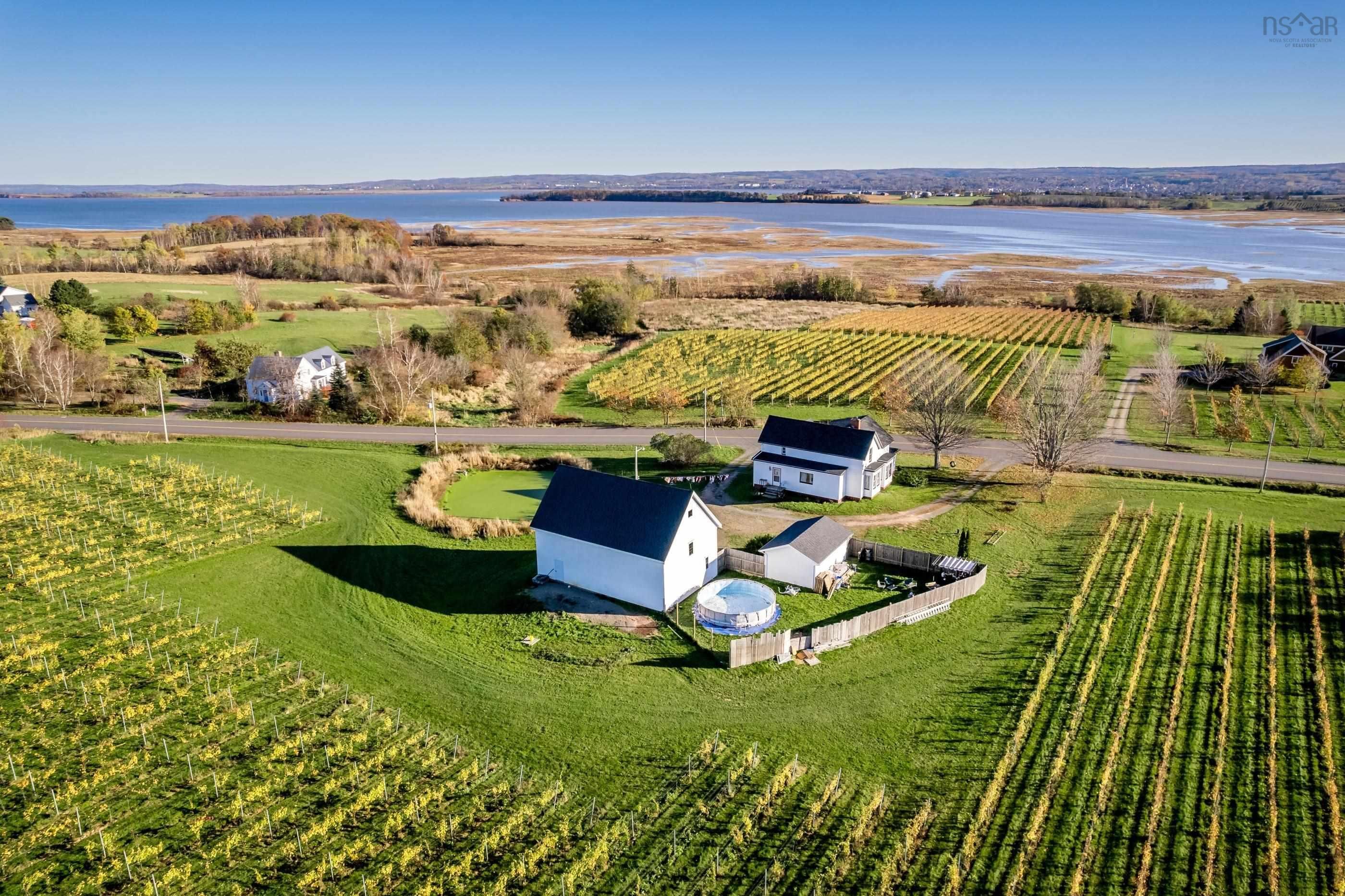 Main Photo: 645 Canard Street in Lower Canard: Kings County Farm for sale (Annapolis Valley)  : MLS®# 202303844