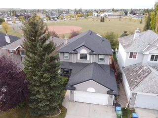Main Photo: 37 Somerset Circle SW in Calgary: Somerset Detached for sale : MLS®# A2082375