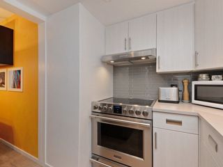 Photo 4: 302 2295 PANDORA STREET in Vancouver: Hastings Condo for sale (Vancouver East)  : MLS®# R2252393