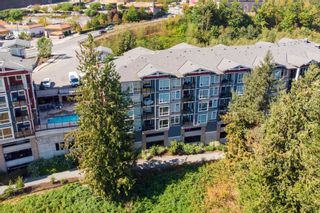 Photo 4: 310 2238 WHATCOM Road in Abbotsford: Abbotsford East Condo for sale in "Waterleaf" : MLS®# R2607465