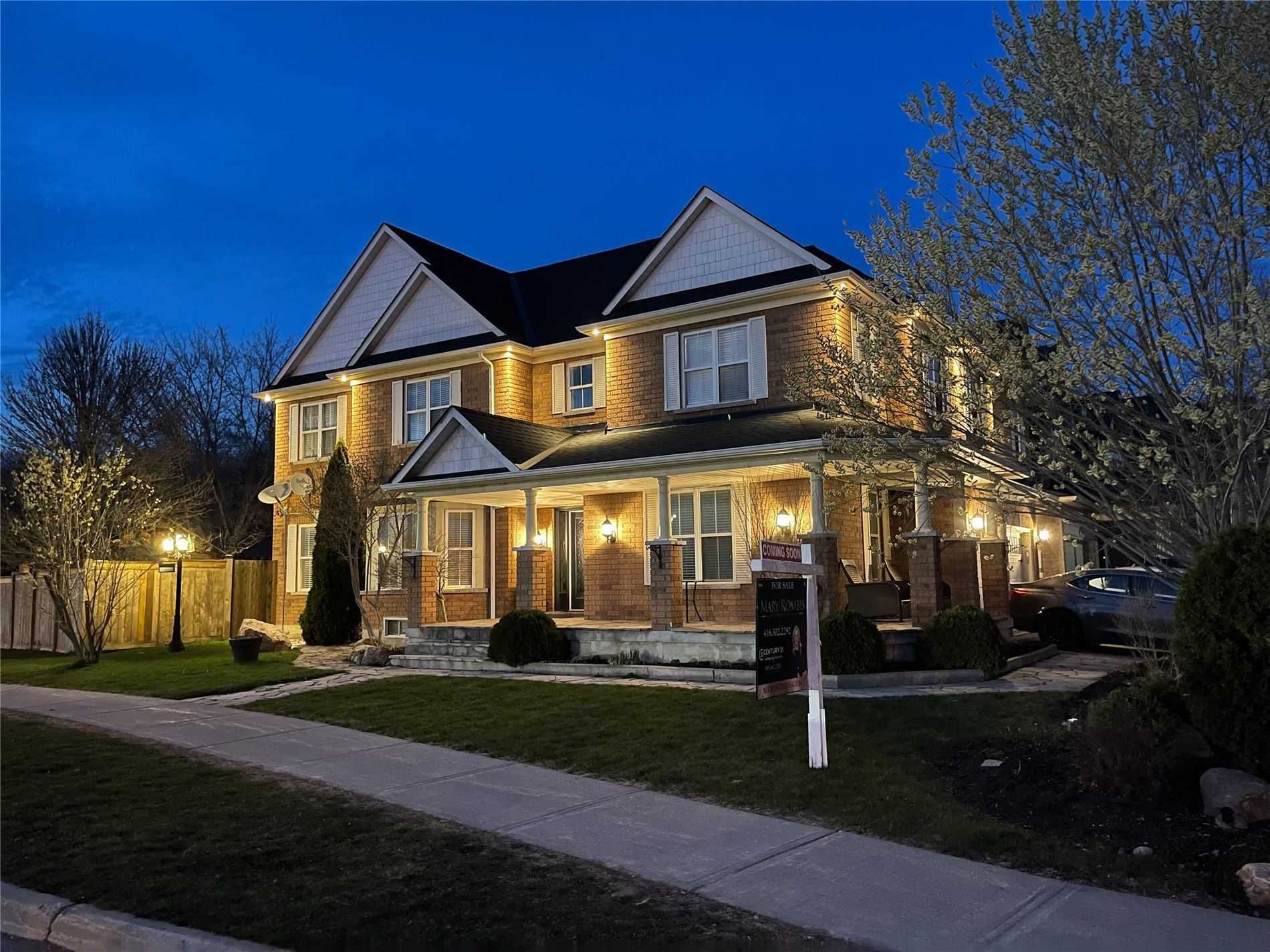 Main Photo: 38 Harpers Gate Way in Whitchurch-Stouffville: Stouffville House (2-Storey) for sale : MLS®# N5590271