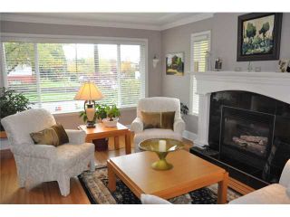 Photo 2: 5112 PRINCE EDWARD Street in Vancouver: Fraser VE House for sale (Vancouver East)  : MLS®# V857046