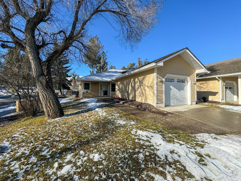 FEATURED LISTING: 1 - 1126 13TH STREET Invermere