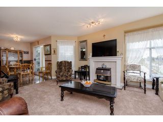 Photo 12: 304 2410 EMERSON Street in Abbotsford: Abbotsford West Condo for sale in "Lakeway Gardens" : MLS®# R2246603