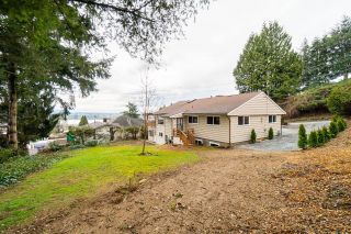 Photo 21: 8232 DEWDNEY TRUNK Road in Mission: Mission BC House for sale : MLS®# R2695753