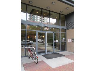 Photo 2: 217 3588 CROWLEY Drive in Vancouver: Collingwood VE Condo for sale in "NEXUS" (Vancouver East)  : MLS®# V1028847
