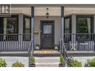 Photo 3: 744/746 Sutherland Avenue in Kelowna: House for sale : MLS®# 10302132