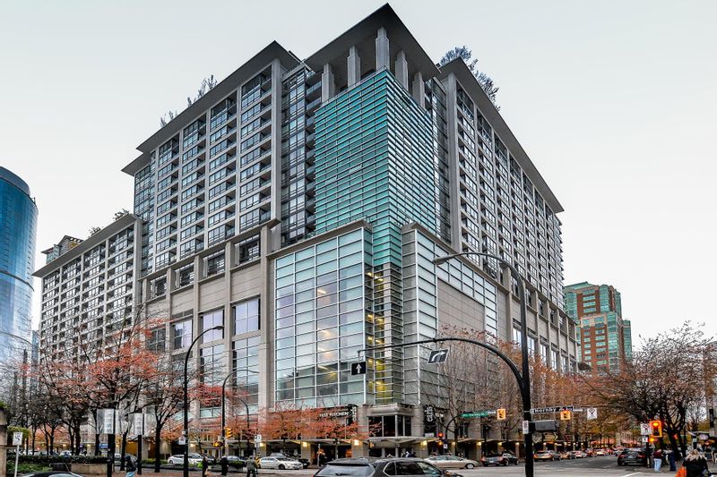 FEATURED LISTING: 1233 - 933 HORNBY Street Vancouver