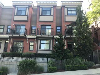 Photo 2: 205 828 ROYAL Avenue in New Westminster: Downtown NW Townhouse for sale in "Brickstone Walk" : MLS®# R2188722