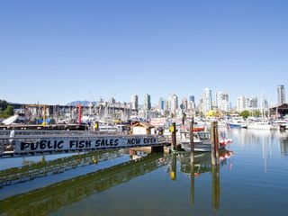 Photo 20: 302 1540 MARINER Walk in Vancouver: False Creek Condo for sale (Vancouver West)  : MLS®# V1016091