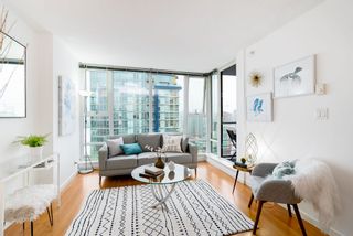 Photo 5: 2806 131 REGIMENT Square in Vancouver: Downtown VW Condo for sale in "Spectrum 3" (Vancouver West)  : MLS®# R2432087