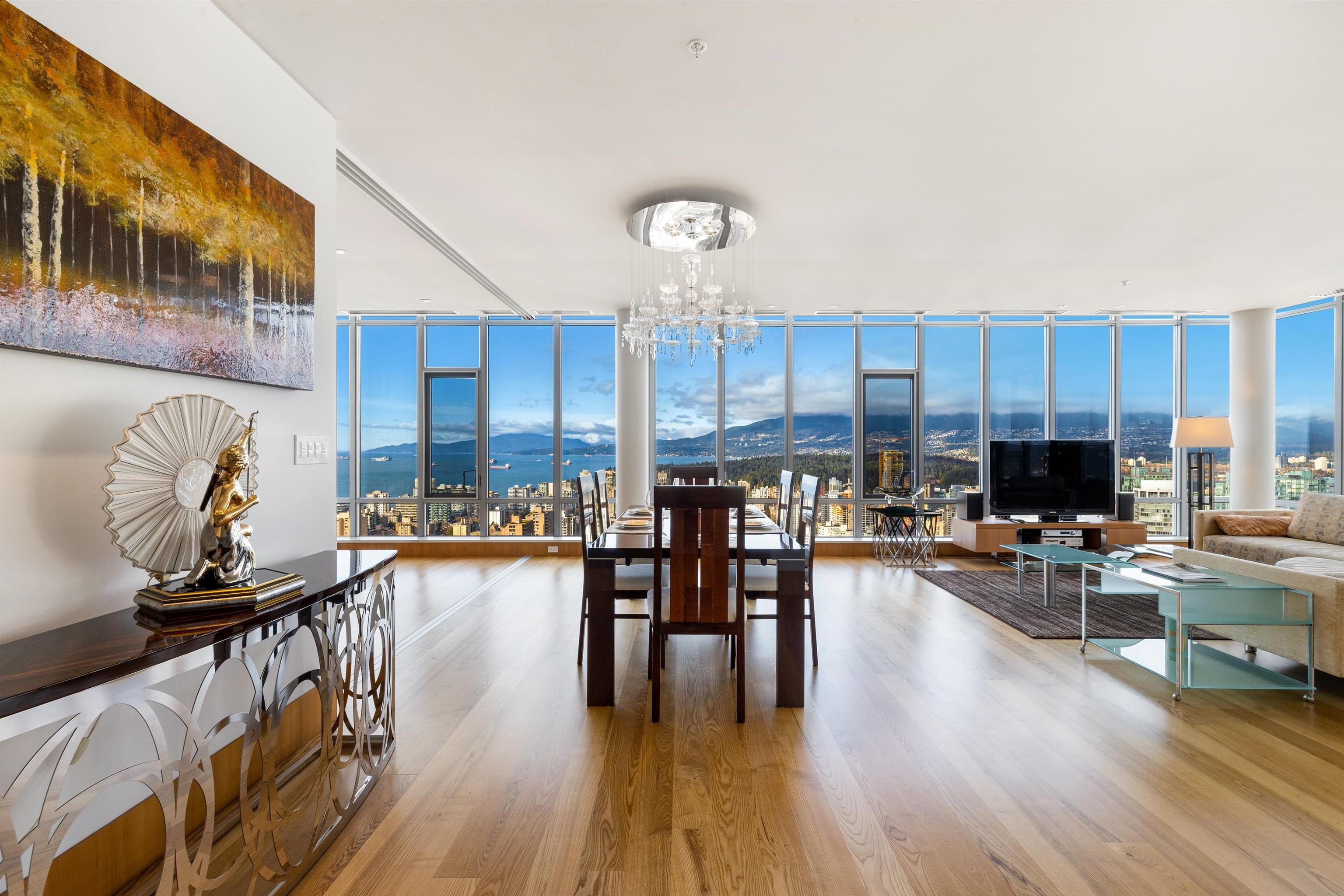 Main Photo: Vancouver Luxury Penthouse for Sale