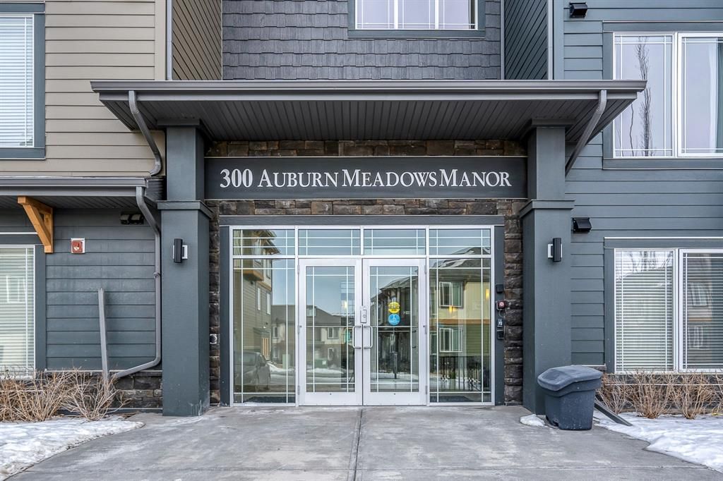 Main Photo: 401 300 Auburn Meadows Manor SE in Calgary: Auburn Bay Apartment for sale : MLS®# A1193805